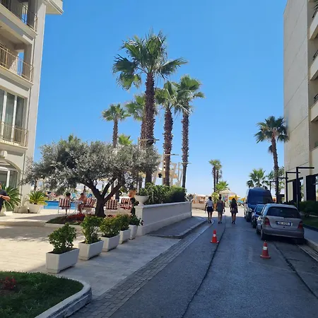 Sara-el Seaside Апартаменты