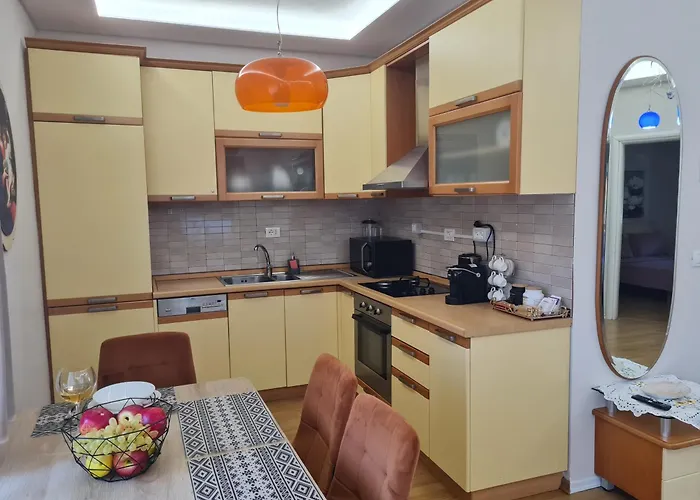 Sara-el Seaside Apartment *